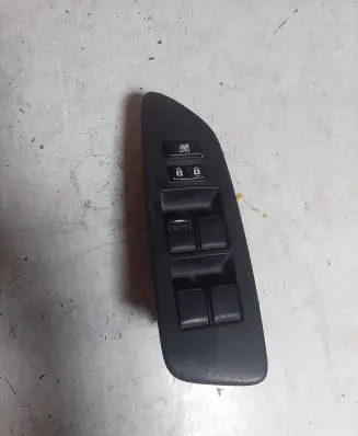 Toyota Auris 150 Electric window control switch 7423202550