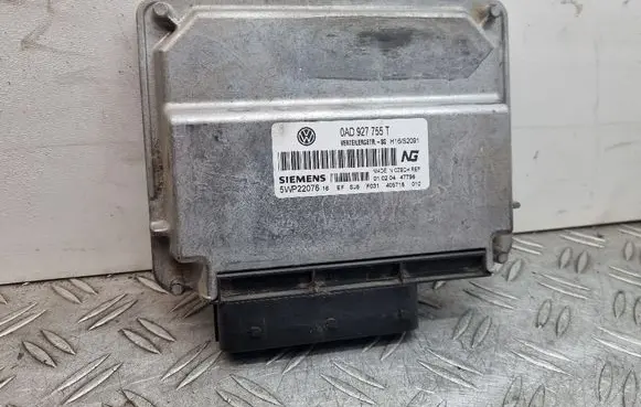 Volkswagen Touareg I Transfer box differential control unit 0AD927755T 5WP22076