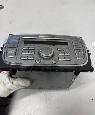 Ford Focus Radio/CD/DVD/GPS head unit 8M5T18C815AB 10R023539 E11023539