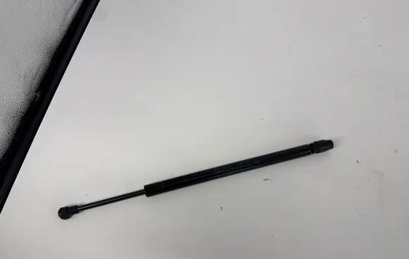 BMW 5 G30 G31 G38 Tailgate/trunk strut/damper 7466664