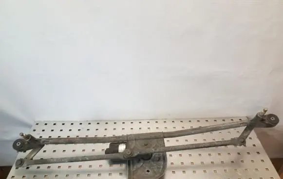 Ford Transit Front wiper linkage and motor 40452412V