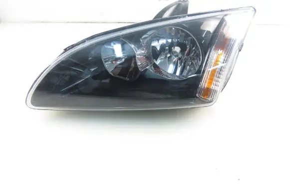 Ford Focus Headlight/headlamp