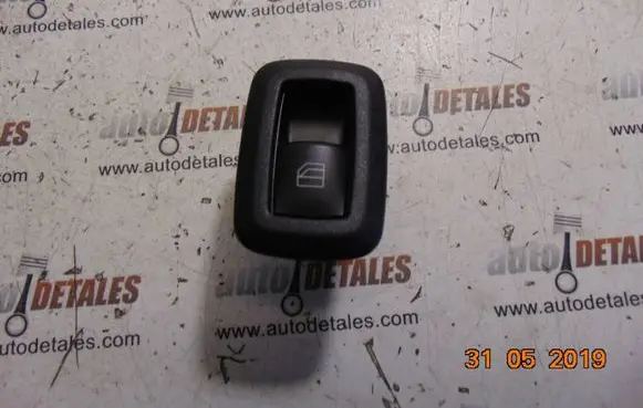 Mercedes-Benz A W169 Electric window control switch A2518200510