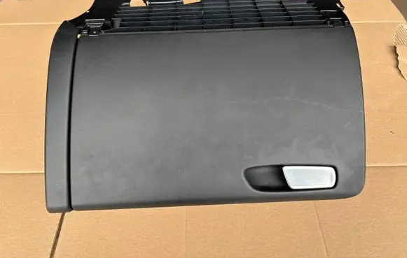 Audi A4 S4 B8 8K Glove box 8K1857035