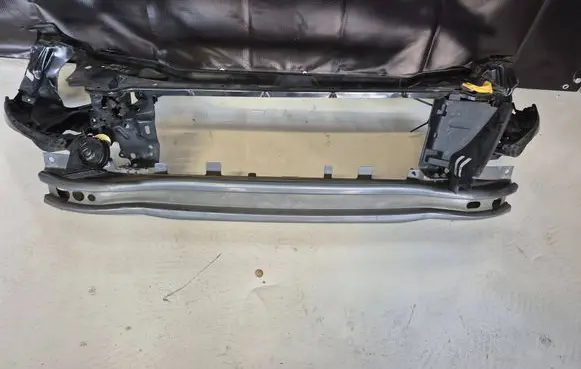 Volvo XC60 Radiator support slam panel 30762259 31420227