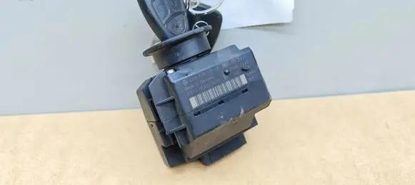 Mercedes-Benz CLK A209 C209 Engine ECU kit and lock set 2095452308