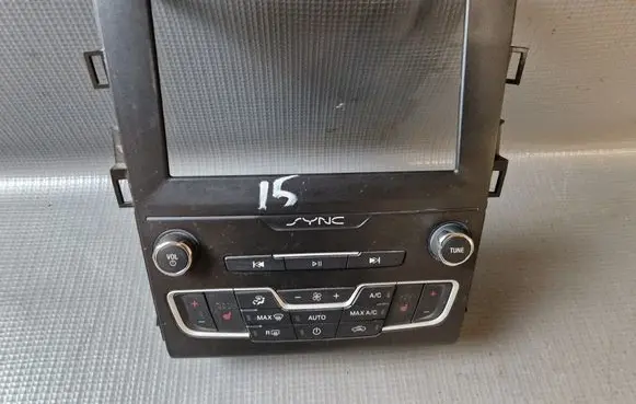 Ford Fusion II Climate control unit KS7T18E245CHE