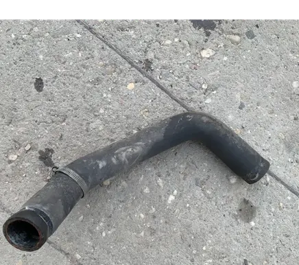 Iveco Daily 30.8 - 9 Engine coolant pipe/hose