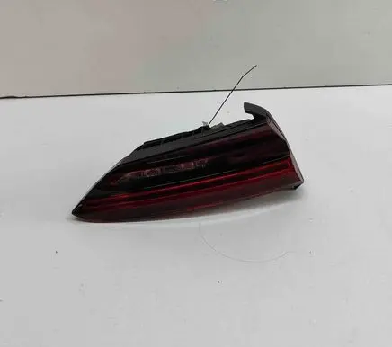 Audi A5 Tailgate rear/tail lights 8W6945093J