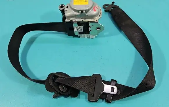 BMW 5 G30 G31 G38 Front seatbelt 34193866D IMPRK1550619