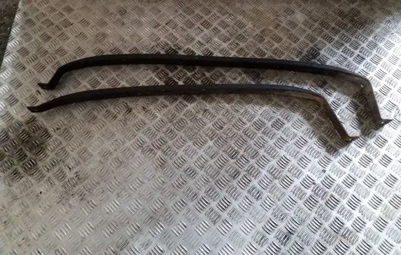 Volkswagen Sharan Fuel tank mounting bracket 
