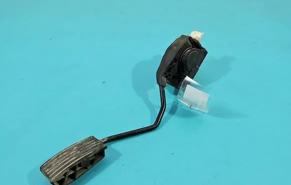 Citroen C5 Accelerator throttle pedal F00C3E2429 IMPRK1431046