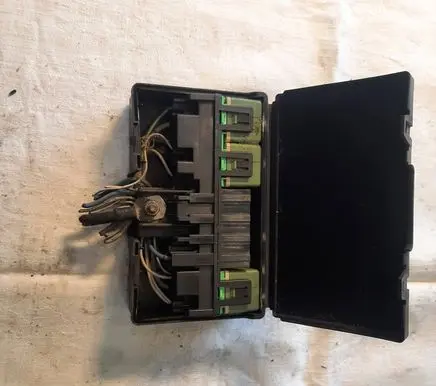 Citroen C5 Fuse box set 97086100