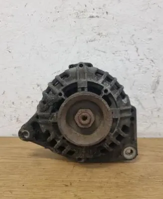 Audi A6 S6 C5 4B Generator/alternator
