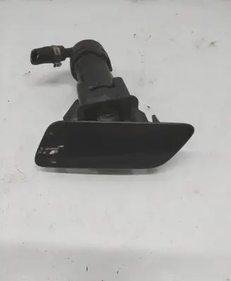Audi A6 S6 C6 4F Headlight washer spray nozzle 