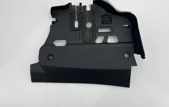 Dashboard lower bottom trim panel