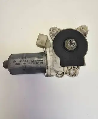 Mercedes-Benz E W211 Front door window regulator motor 0130821971