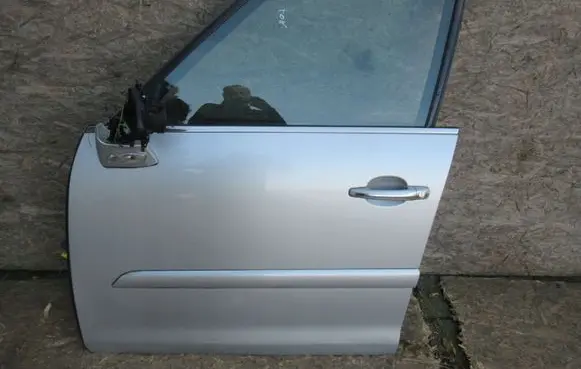 Citroen C4 I Picasso Front door