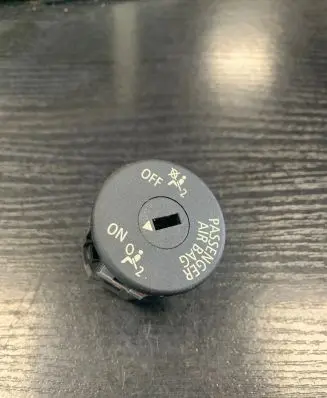 BMW 1 F20 F21 Passenger airbag on/off switch 9196886