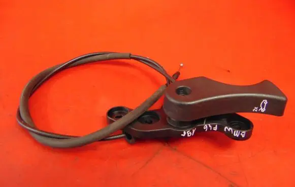 BMW 2 F46 Engine bonnet/hood lock release cable 