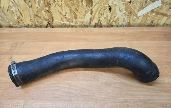 Volvo XC90 Intercooler hose/pipe