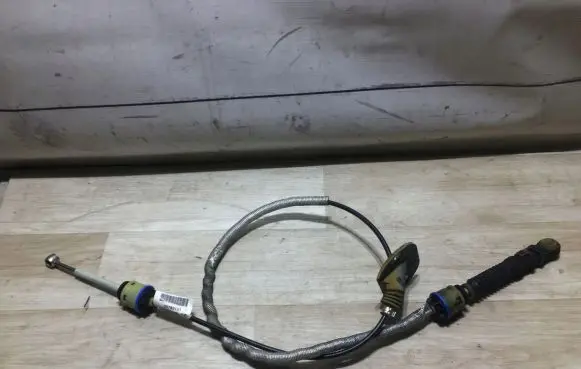 Volvo C70 Gear shift cable linkage 30783151