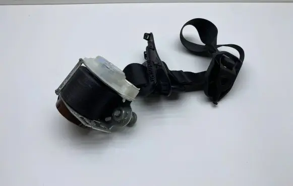 Dodge Durango Rear seatbelt P5ME39DX9AA