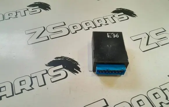 BMW 3 E36 Window wiper relay 61358366381 711370 8366381