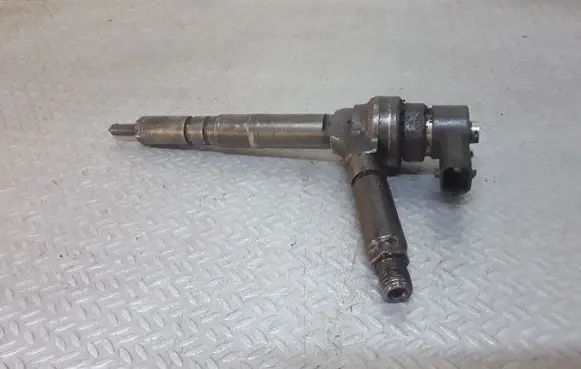 Opel Astra H Fuel injector 0445110118