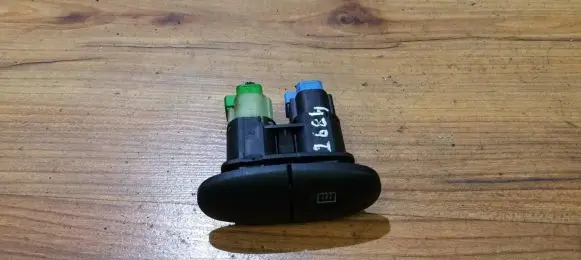 Ford Mondeo MK II Windscreen/window heater switch 97bg18c621ac 7ac