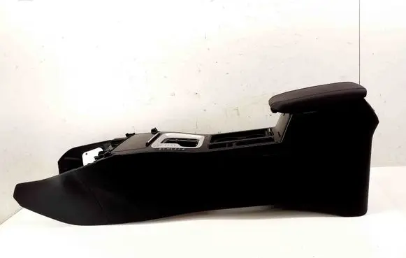 KIA Xceed Armrest 84698J7000 84652J7110