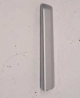Toyota Avensis T270 Roof bar rail cover 634940F020