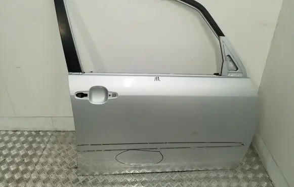Toyota Corolla Verso E121 Door (2 Door Coupe) 
