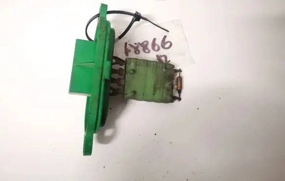 Iveco Daily 30.8 - 9 Heater blower motor/fan resistor 500326616