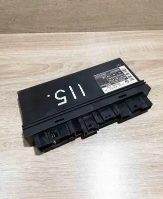 BMW 5 E60 E61 Comfort/convenience module 9151517
