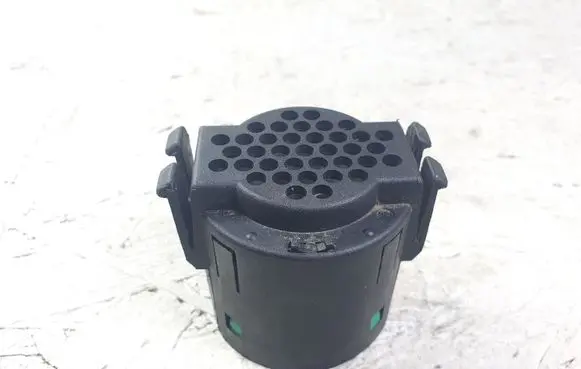 BMW 5 E60 E61 Panel speaker 65818360995