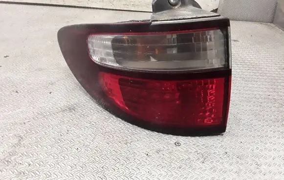 Toyota Previa (XR30, XR40) II Rear/tail lights