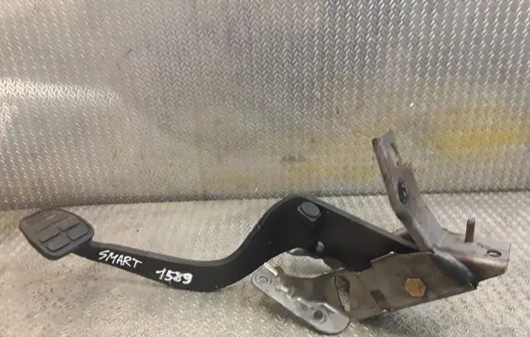 Clutch pedal