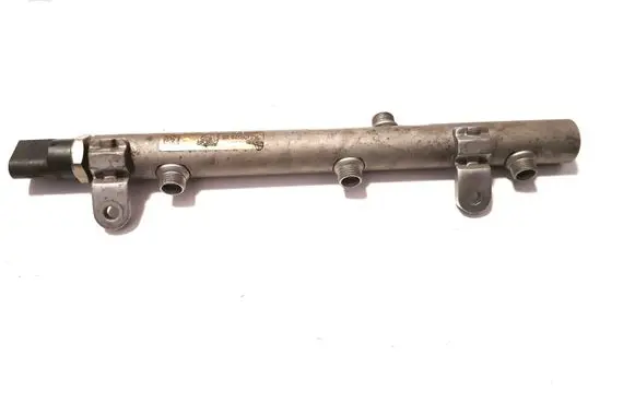 Jeep Grand Cherokee Fuel main line pipe A6420700695 A0041536728