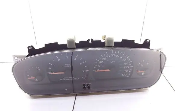 Chrysler Town & Country III Speedometer (instrument cluster) P04685620 TN2574102230