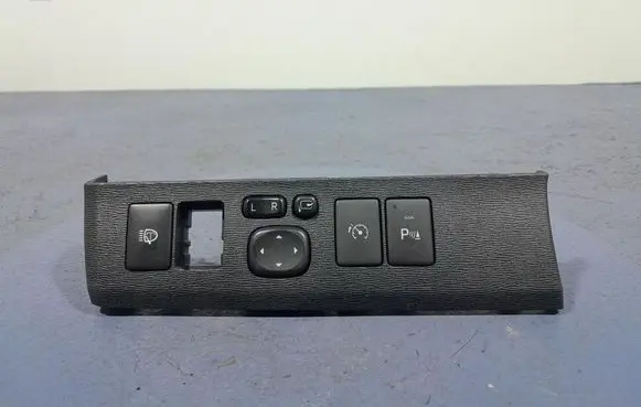 Toyota Avensis T270 Mirror heating switch 5544605050