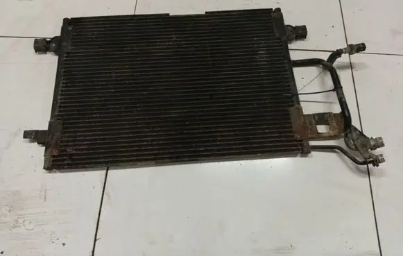 Volkswagen PASSAT B5 A/C cooling radiator (condenser) 8D0260401D