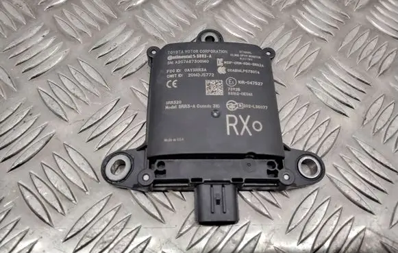 Lexus RX 450H Blind spot module 881620E061