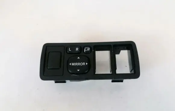 Toyota Avensis T250 Wing mirror switch 183575