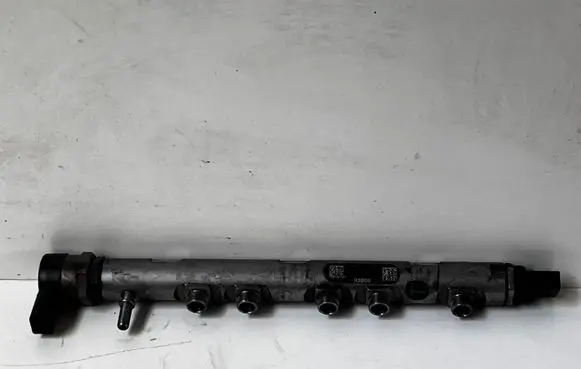 BMW 3 E90 E91 Fuel main line pipe 0445214182 780912701