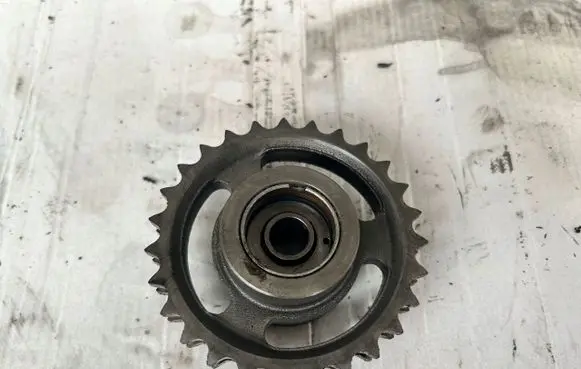 Mercedes-Benz C W203 Camshaft pulley/ VANOS OM611