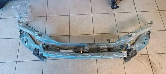 Volvo V50 Top upper radiator support slam panel 