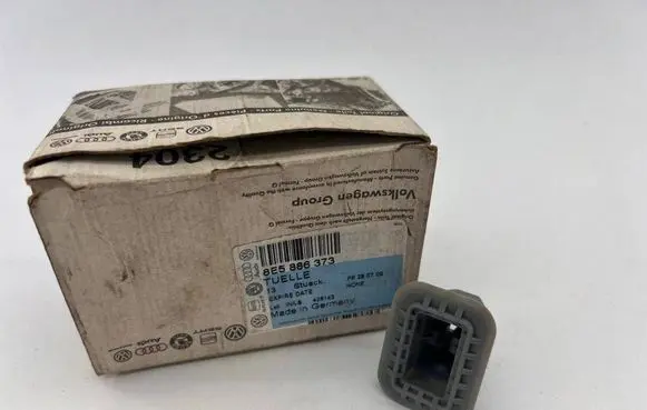 Audi A4 S4 B7 8E 8H Other interior part 8E5886373 426143