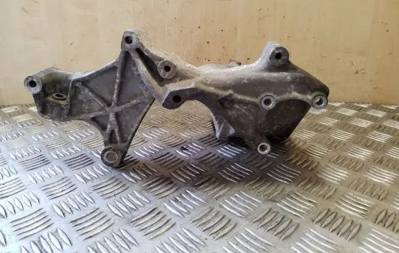 Generator/alternator bracket