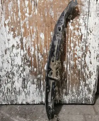Peugeot 206+ Radiator support slam panel